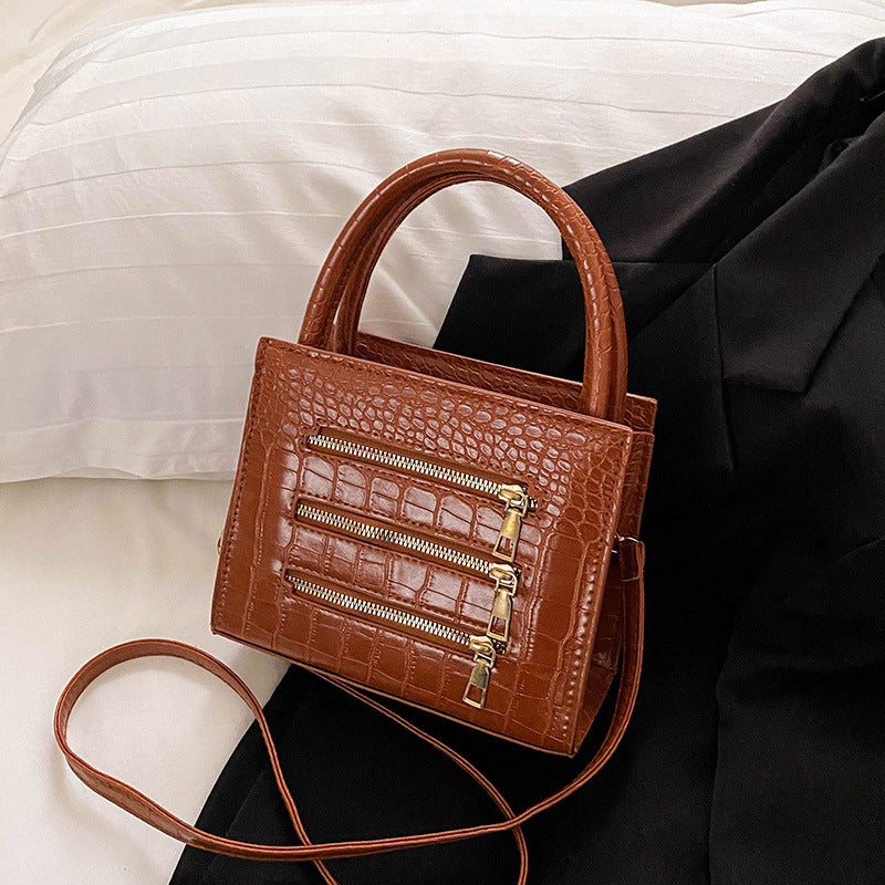 Women Fashion Casual Simple Solid Color Zipper Handbag