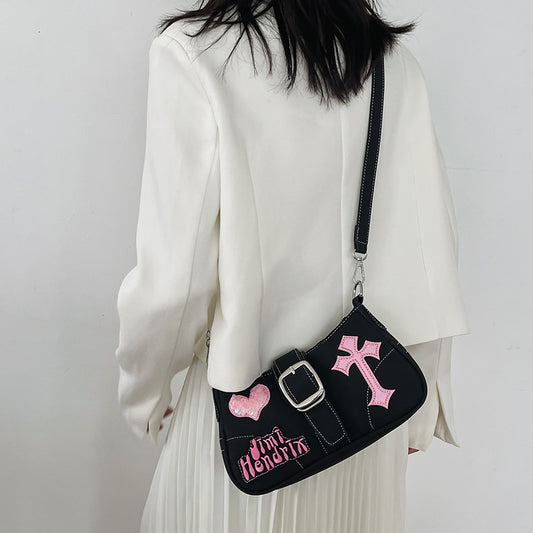 Sac à bandoulière gothique à chaîne et croix sombre 