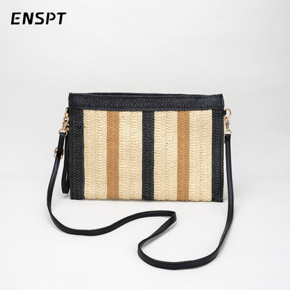 Sac à pompons ethnique tissé tendance pour femme 