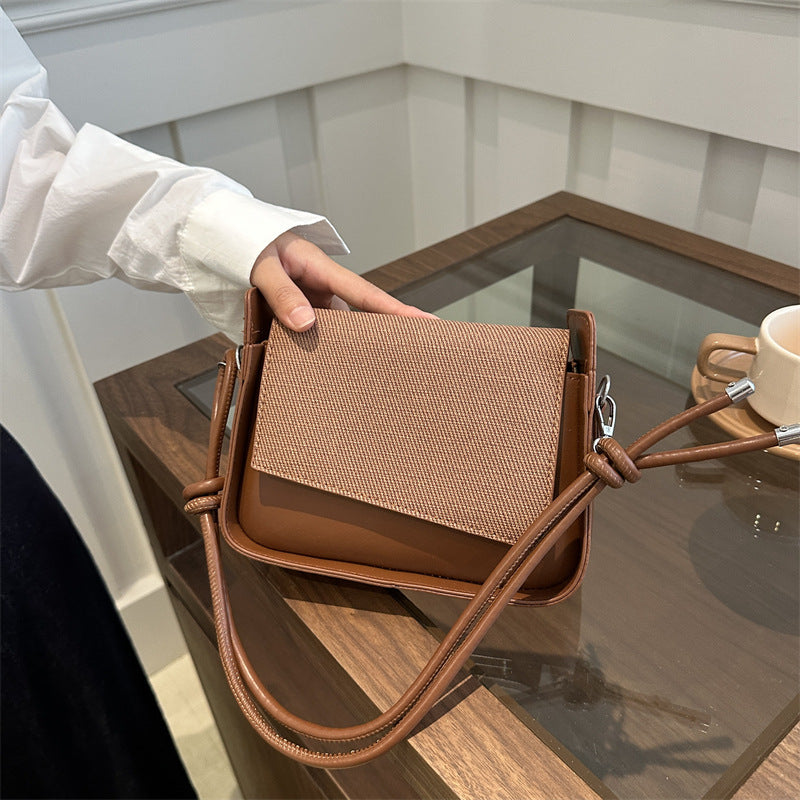 Sac à bandoulière à rabat contrasté tendance 