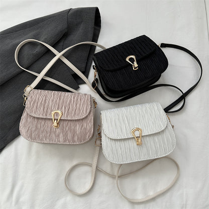 Sac à bandoulière à rabat froissé pour femme, simple et tendance, pour l'été 