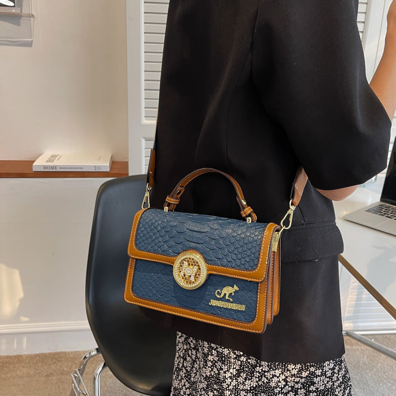 Women Vintage Flap Buckle Design Crocodile Pattern PU Crossbody Bag