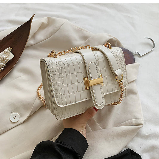 Women Vintage Metal Chain Design Crocodile Pattern Solid Color Crossbody Shoulder Bag