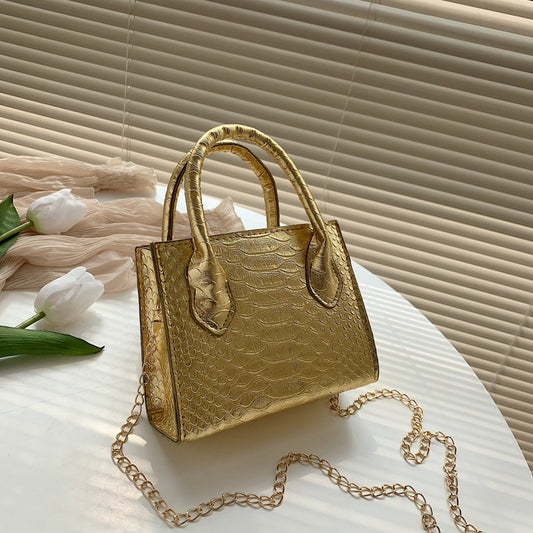 Sac à bandoulière simple à chaîne et motif pierre de couleur unie 