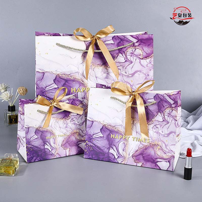 Sac en papier imprimé violet tendance pour courses 