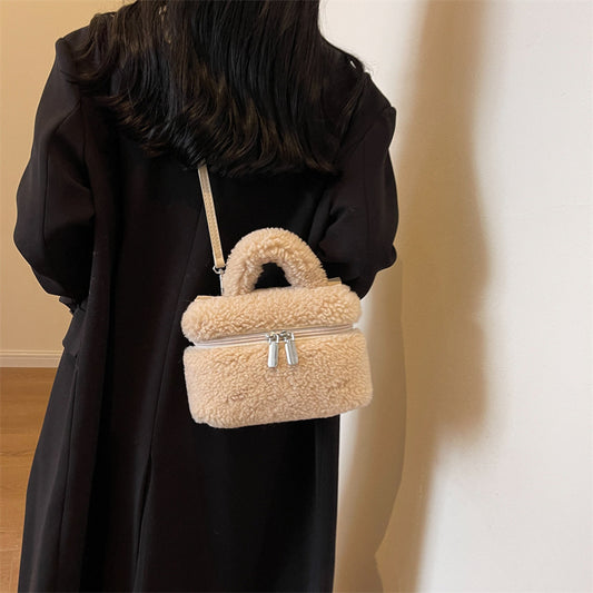 Autumn And Winter Women Fashion Solid Color Plush Zipper Crossbody Bag