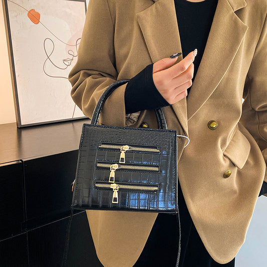 Women Fashion Casual Simple Solid Color Zipper Handbag