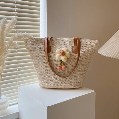 Women Fashionable Straw Woven Three-Dimensional Floral Large Capacity Tote Bag