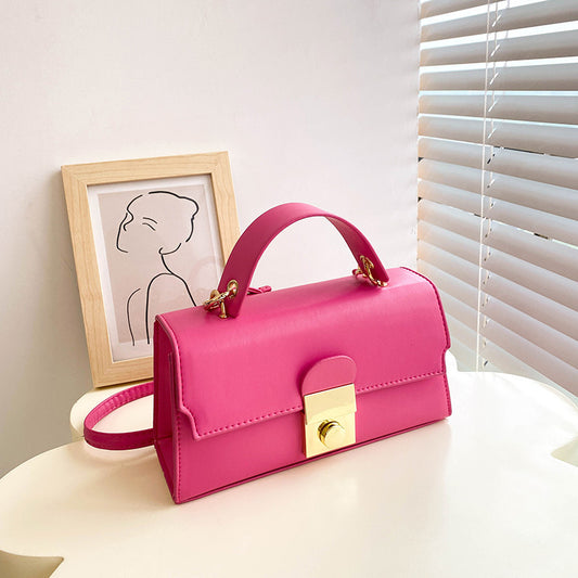 Sac à bandoulière à rabat en PU de couleur unie pour femme