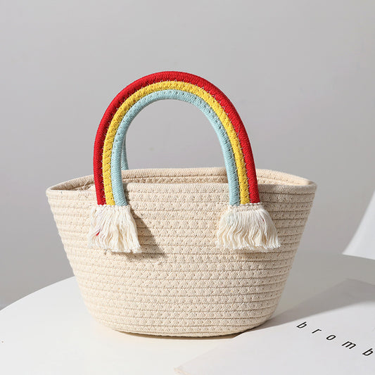 Sac à main en paille tressée avec un joli nuage arc-en-ciel 