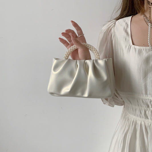 Sac à bandoulière tendance pour femme avec poignée en perles 