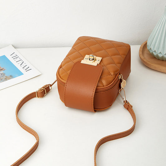 Women Fashion Simple Magnetic Clasp Flap Quilted Zipper Crossbody Bag