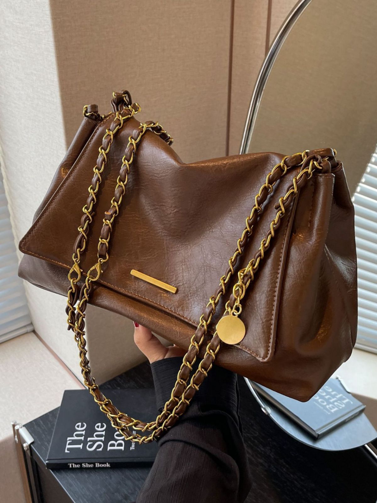 Sac à bandoulière rétro à chaîne pour femme, grande capacité, automne et hiver 