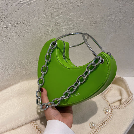 Sac à main tendance pour femme, couleur unie, avec chaîne distinctive 