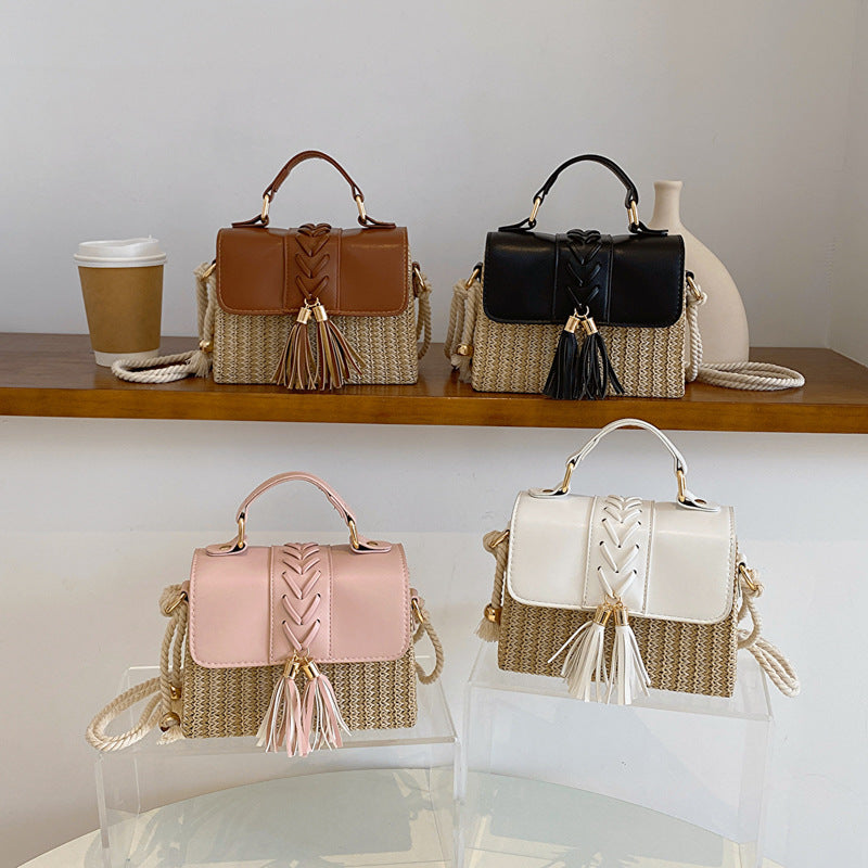 Sac à bandoulière en corde de chanvre tissé à pompon et paille pour femme 