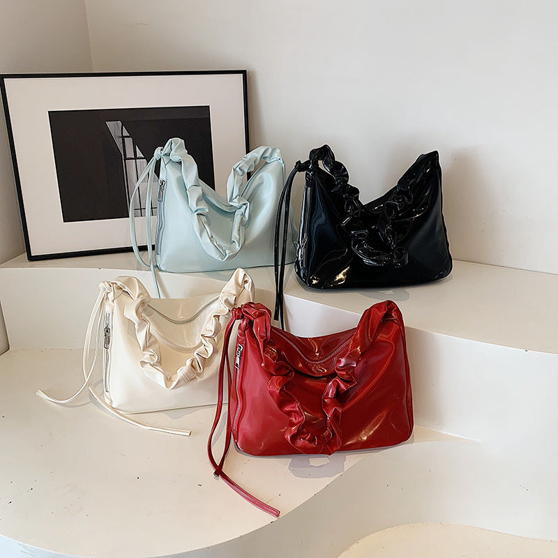 Sac à bandoulière plissé simple et tendance pour femme, grande capacité, couleur unie 