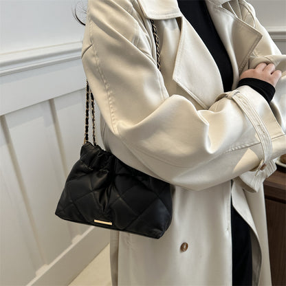 Women Fashion Casual Solid Color Chain Crossbody Bag