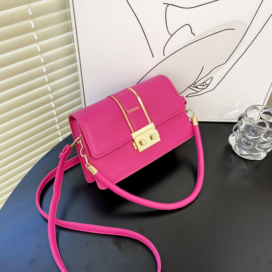 Sac à main carré minimaliste tendance 