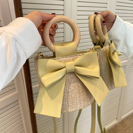 Sac seau en paille tissée avec nœud style bohème 