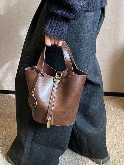 Women Simple And Fashionable Large Capacity PU Crossbody Bucket Bag