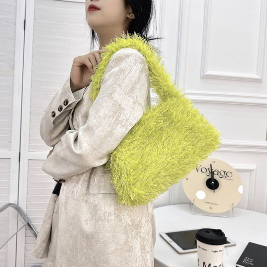 Sac à bandoulière en peluche de couleur unie pour femme, tendance automne-hiver 