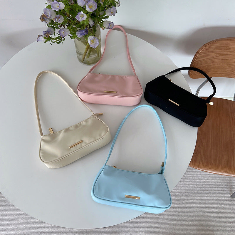 Sac à main tendance en nylon de couleur unie avec fermeture éclair pour femme 