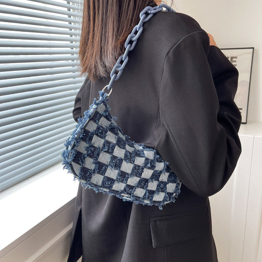 Sac à bandoulière simple et décontracté à pompons pour femme, à carreaux, avec chaîne, pour l'été 