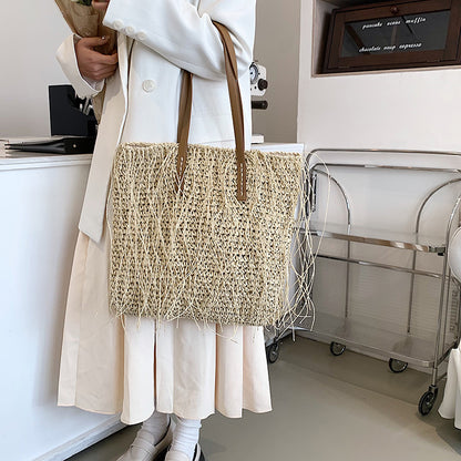 Women Casual Tassel Decoration Solid Color Large Capacity Straw Shoulder Bag
