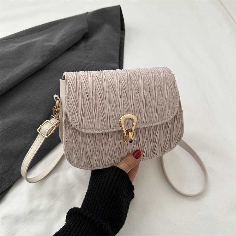 Sac à bandoulière à rabat froissé pour femme, simple et tendance, pour l'été 