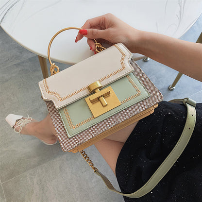 Women Fashion Chain Messenger Small Square Bag