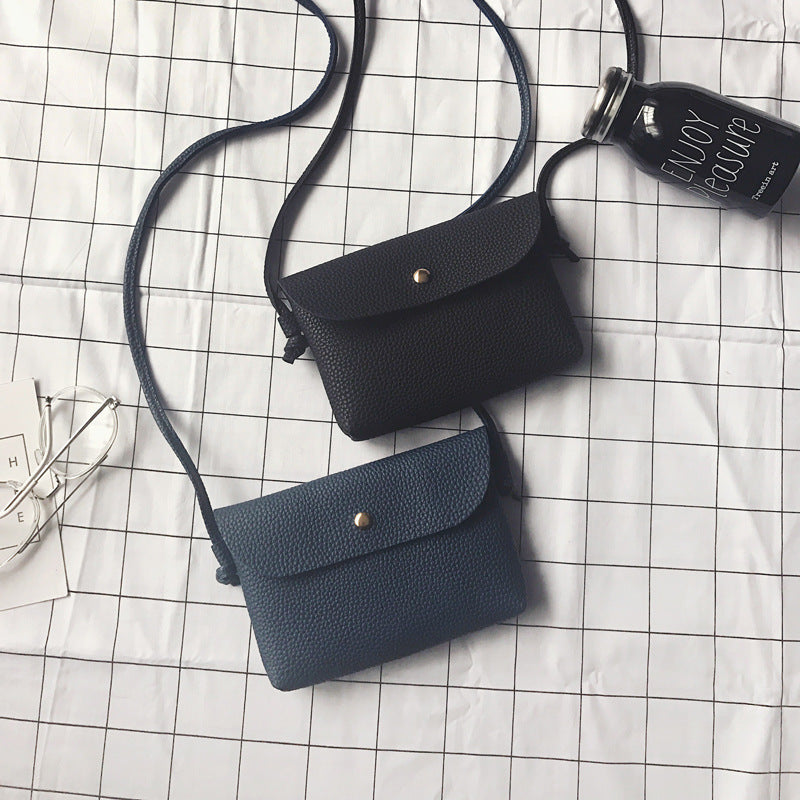 Mini sac à bandoulière à rabat carré pour femme, simple et tendance, couleur unie 