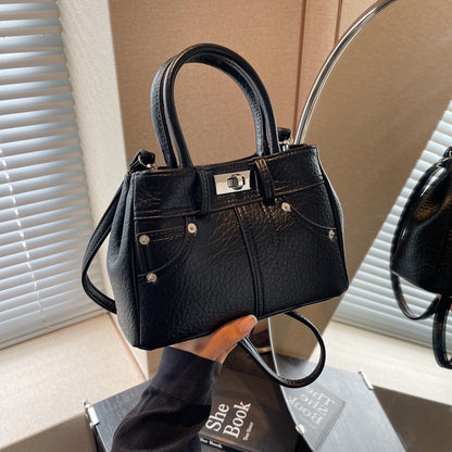 Women Casual Simple Solid Color Handbag