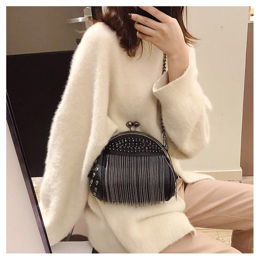 Women Fashion Solid Color Pu Rhinestone Rivet Tassel One Shoulder Chain Shell Crossbody Bag