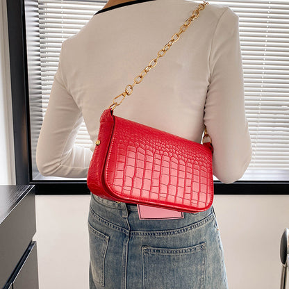 Sac à bandoulière carré décontracté à motif crocodile pour femme avec chaîne et rivets 