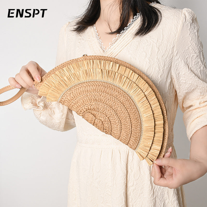 Sac à pompons ethnique tissé tendance pour femme 