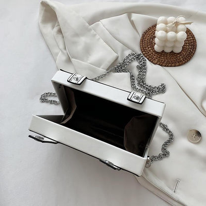 Sac à bandoulière carré avec chaîne et motif dessin animé pour femme 