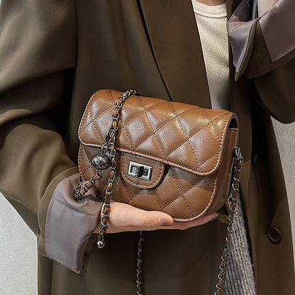 Women Fashion Casual Embroidery Chain Small Crossbody Bag