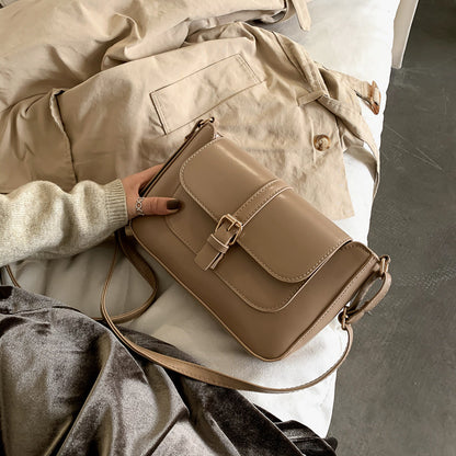 Simple Solid Color Clap Shoulder Bag