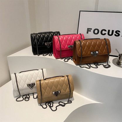 Sac à bandoulière carré vintage avec chaîne en diamant 