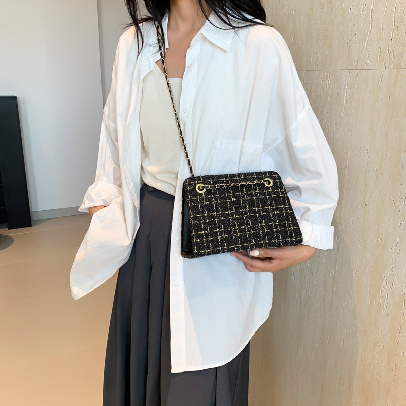 Fashionable Woven Contrast Large-Capacity Shoulder Tote Bag