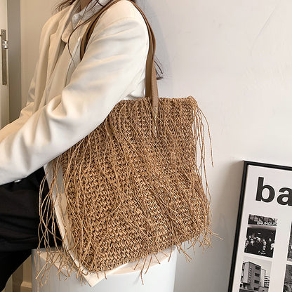 Women Casual Tassel Decoration Solid Color Large Capacity Straw Shoulder Bag