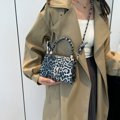Simple Fashion Leopard Shoulder Bag