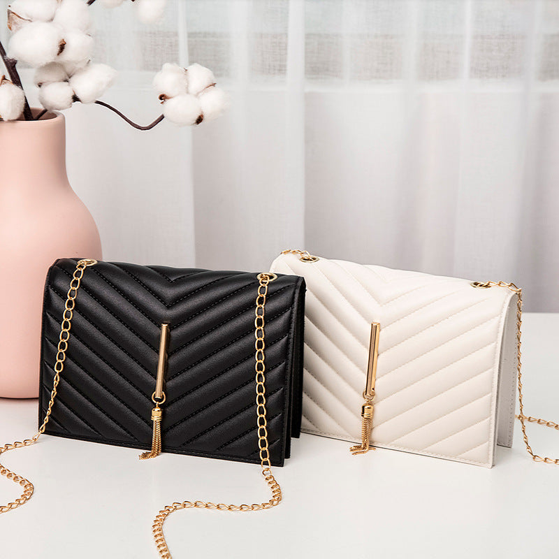 Women Fashion Tassel Decorative Pleated Design Flap PU Crossbody Bag
