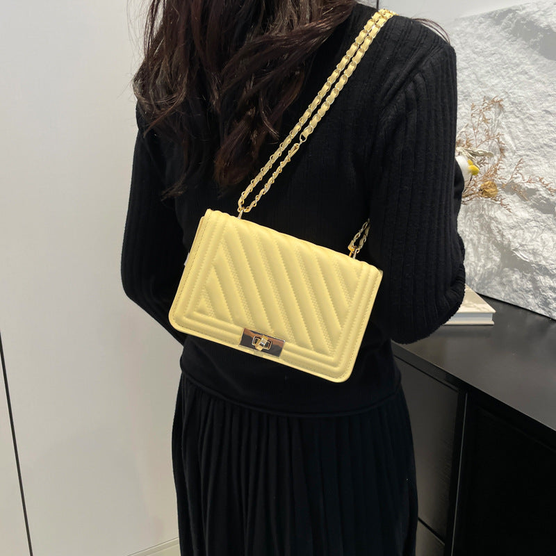 Sac à bandoulière carré décontracté pour femme, couleur unie, simple, avec boucle et chaîne 