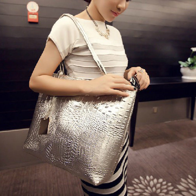 Women Fashionable Crocodile-Print Large-Capacity PU Tote Bag