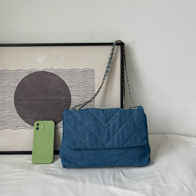 Simple And Stylish Large Capacity Denim Shoulder Bag