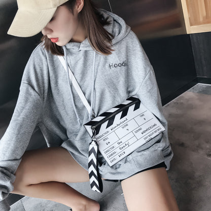 Pochette carrée en PU pour femme, design créatif en forme d'ardoise avec fermeture éclair 