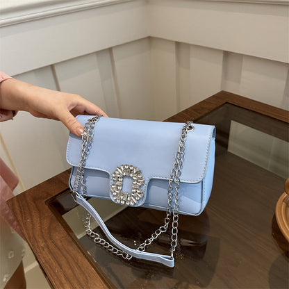 Sac à bandoulière carré élégant et tendance avec boucle en strass de couleur unie 
