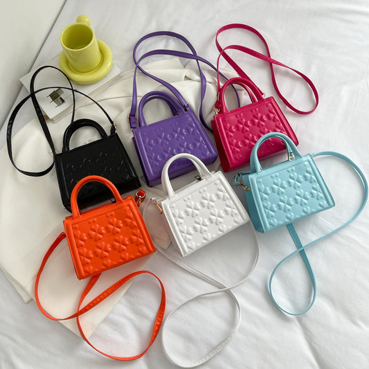 Sac à bandoulière simple et uni avec indentation 