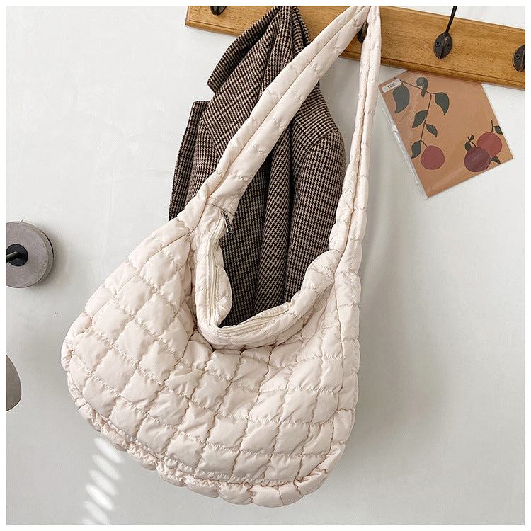 Sac à bandoulière simple et uni de grande capacité 